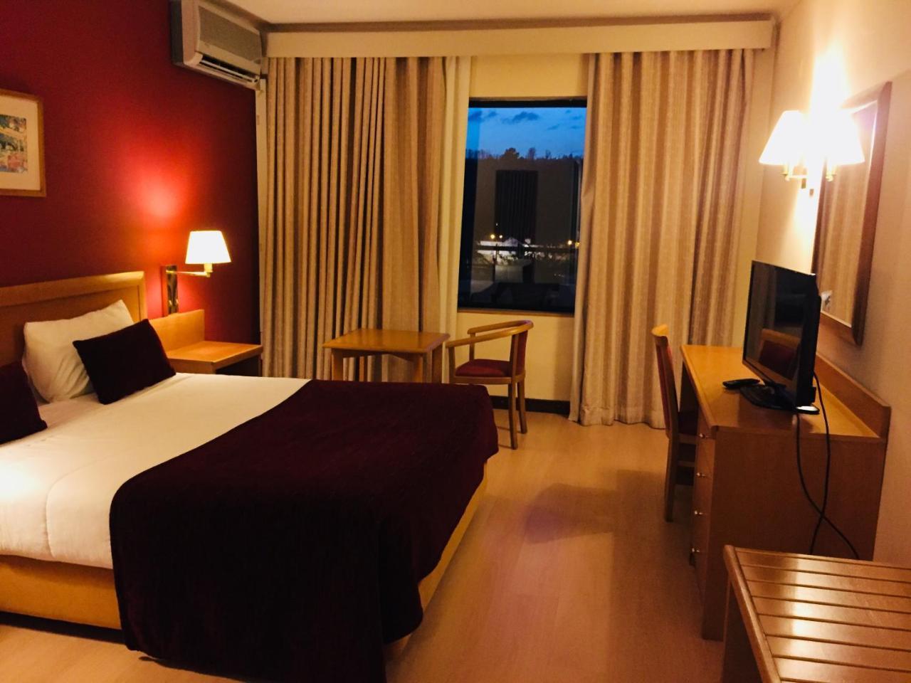Palace Hotel E Spa Monte Rio Термаш-де-Сан-Педру-ду-Сул Экстерьер фото